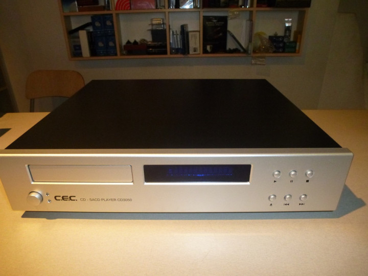 C.E.C. 3050 SACD-/ CD- Player